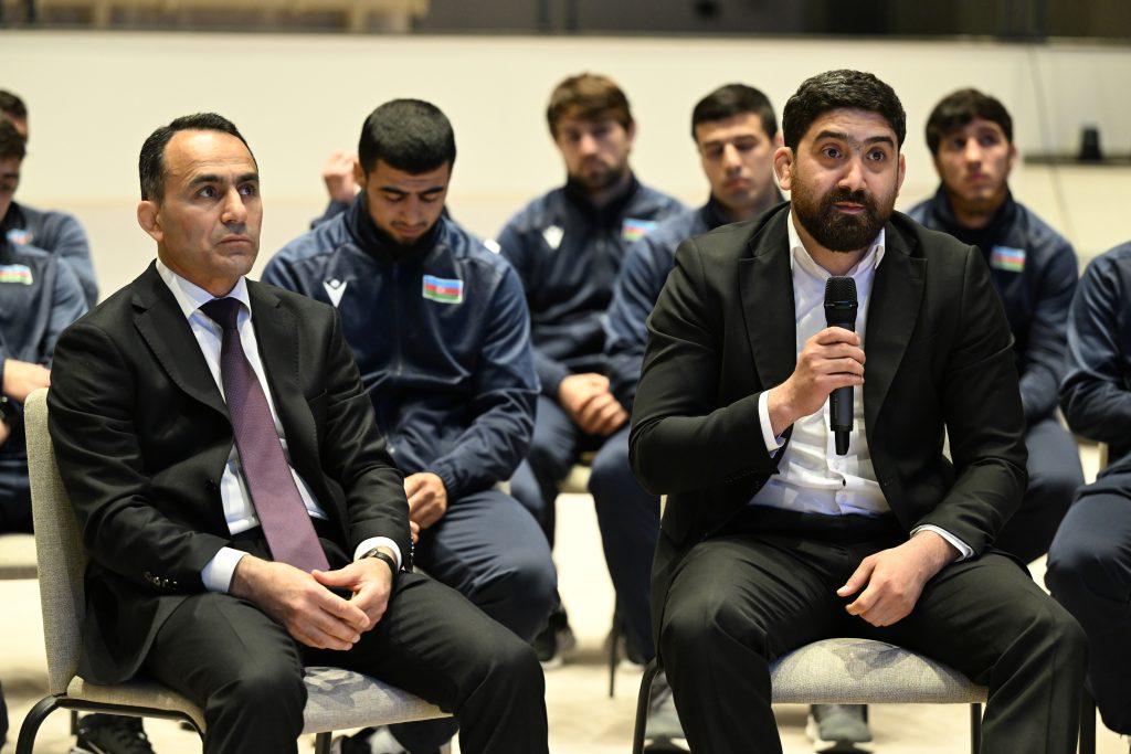 Avropa çempionatında uğur qazanmış güləşçilərimizlə görüş keçirilib